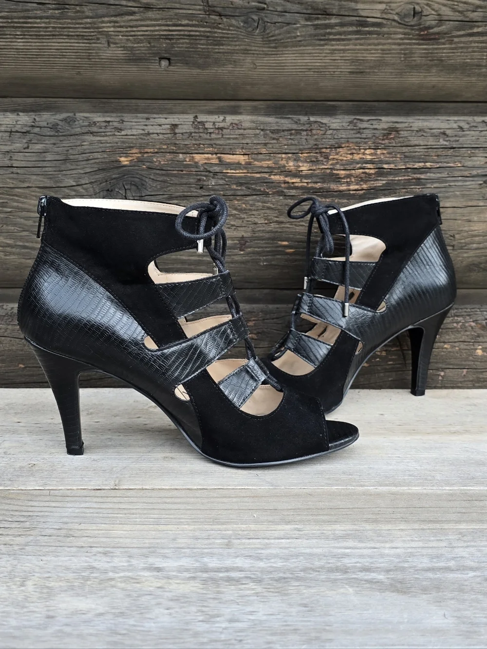 Nine West Stiletto Y2K Glam Revival Caged Lace Up Stiletto Bootie 8.5M